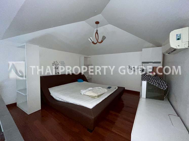 House in Sukhumvit 